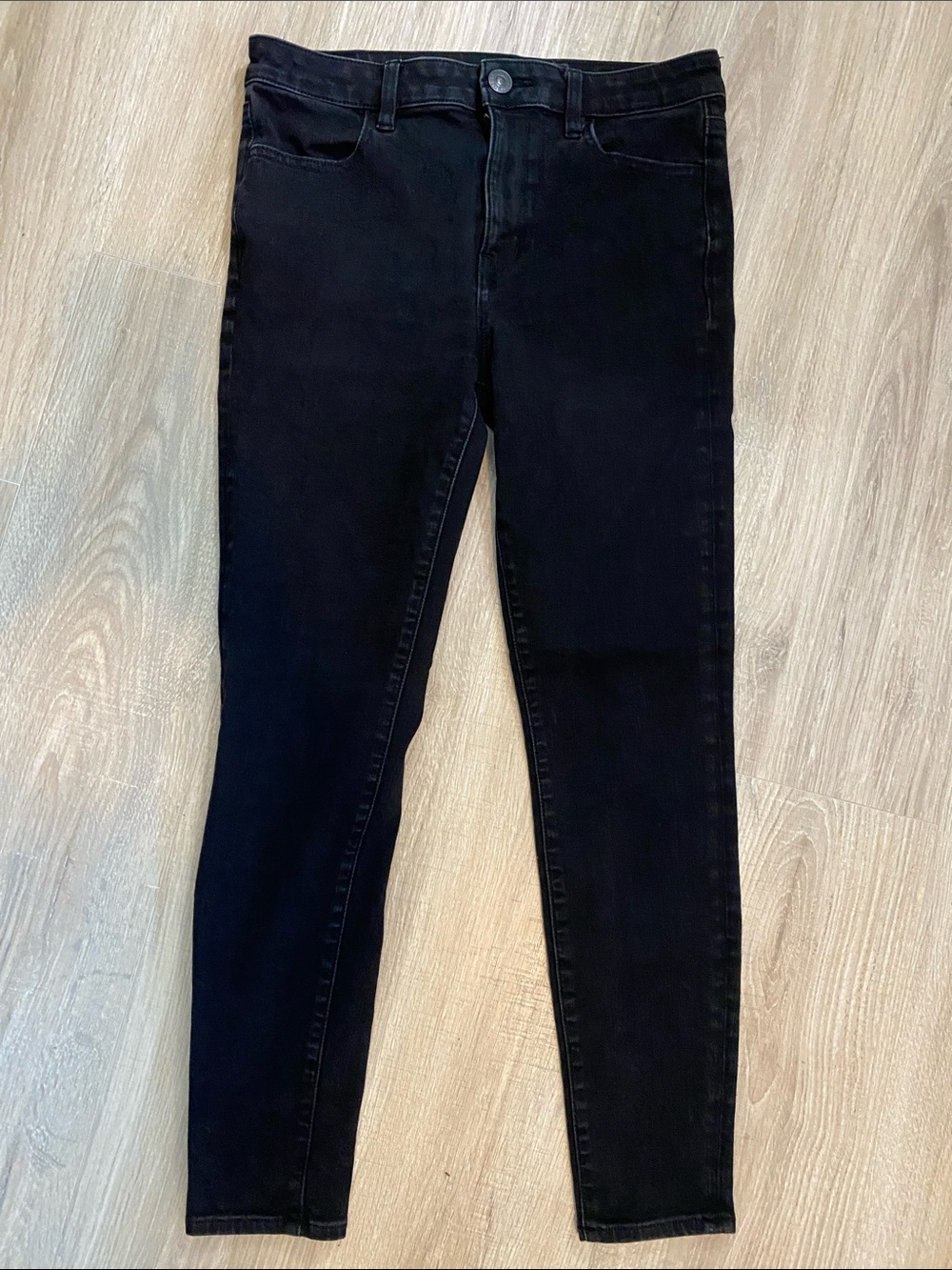 American Eagle Outfitters Black High-Rise Skinny Jeggings